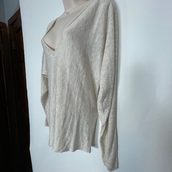 Open Edit Beige Oatmeal Light Heather V-Neck Sweater Womens M Sheer - Picture 2 of 7